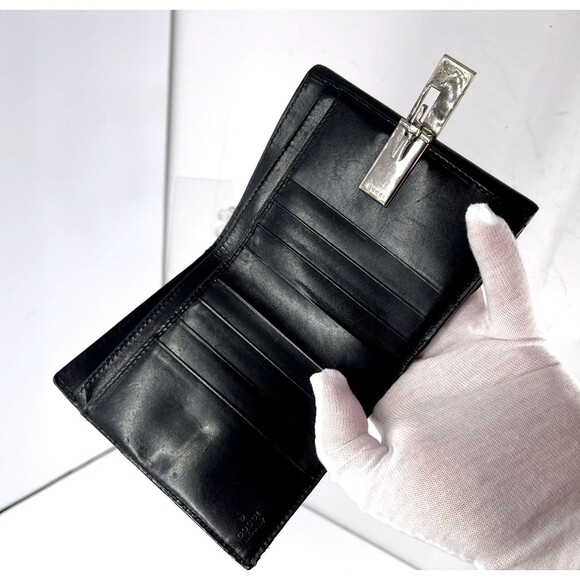 Authentic GUCCI - Picture 11 of 14